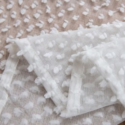 Valkoinen Läpikuultava Verho Mittatilaustyönä Tehty Kohokuvioitu Voile-Verho Olohuoneeseen Ja Makuuhuoneeseen