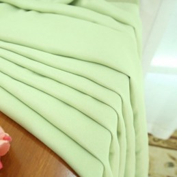 Modernit Yksiväriset Pimennysverhot, Ensiluokkaiset, Mittatilaustyönä Tehdyt Olohuoneen Ja Ruokailutilan Verhot