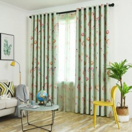 Pimennysverho Mittatilaustyönä Lastenhuoneeseen Piirrettyyn Verhoon