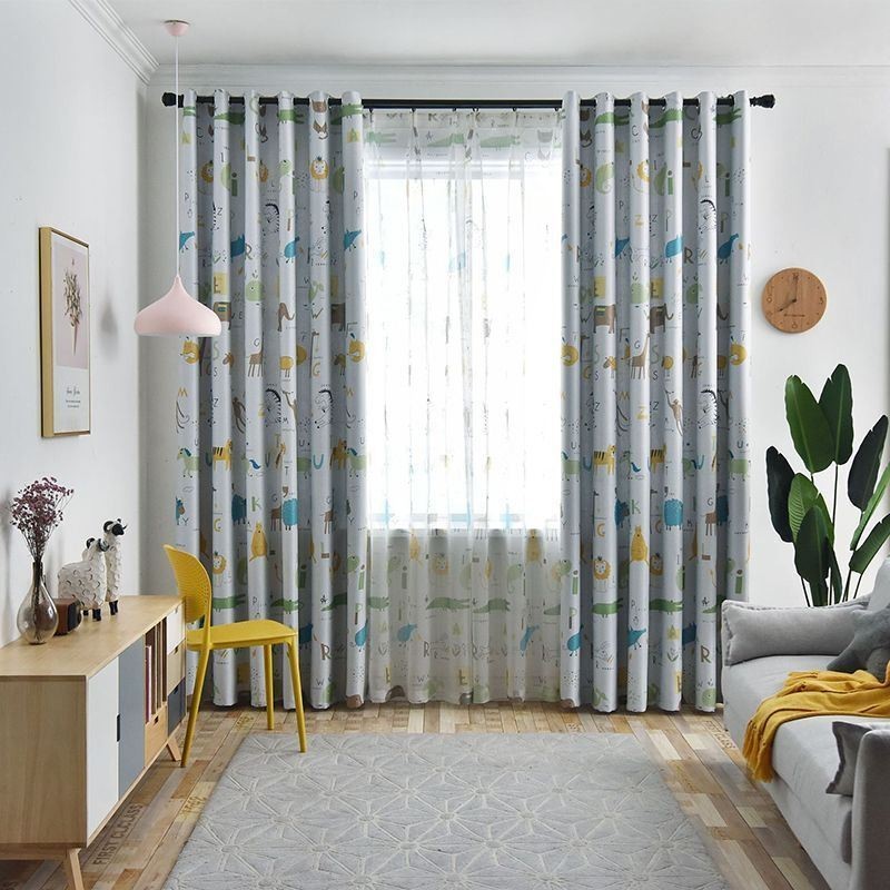 Pimennysverho Mittatilaustyönä Tehty Verho Eläinkuvioilla Lastenhuoneeseen