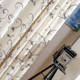 Amerikkalainen Yksinkertainen Verho, Mittatilaustyönä Tehty Verhomusteella Rullaava Lehtikirjonta Puuvillapellavakangasta