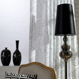 Mittatilaustyönä Tehty Lehtikuvioinen Verho, Läpikuultava Tylliverho Olohuoneeseen Ja Makuuhuoneeseen