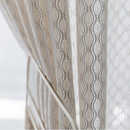 Modernit Valkoiset Tylliverhot, Geometriset Läpikuultavat Verhot, Mittatilaustyönä Tehdyt Verhot Olohuoneeseen