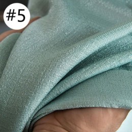 Yksiväriset Tylliverhot Pohjoismaisesta Ikkunanäytöstä Olohuoneeseen