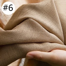 Yksiväriset Tylliverhot Pohjoismaisesta Ikkunanäytöstä Olohuoneeseen