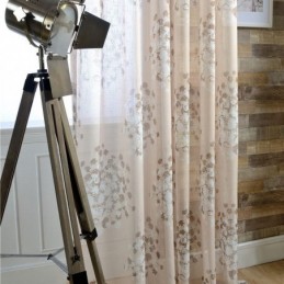 Voikukka-Tylli-Ikkunaverho Mittatilaustyönä Olohuoneen Työhuoneeseen