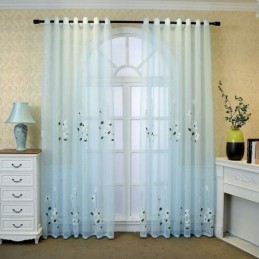 Kukkakuvioinen Ikkunanäytön...