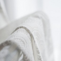 Moderni Kukkakuvioinen Verho Mittatilaustyönä Tehty Tylli-Ikkunaverho Olohuoneeseen Ja Makuuhuoneeseen