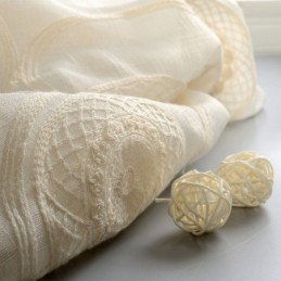 Ympyrän Kirjontaiset Läpikuultavat Verhot Olohuoneeseen Ja Makuuhuoneeseen