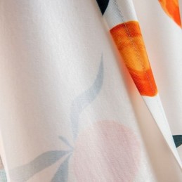 Mittatilaustyönä Tehty Verho Pohjoismaiseen Tyyliin Hedelmäkuvioitu Verho