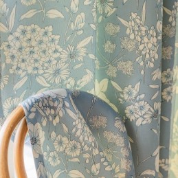 Amerikkalaistyyliset Verhot Kukkakuviolla