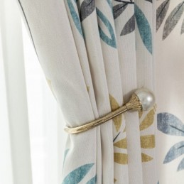 Mittatilaustyönä Tehty Puuvillaverho, Pohjoismaiseen Tyyliin Lehtikuvioitu