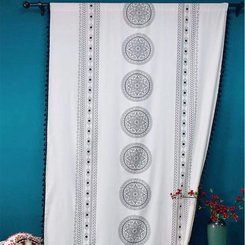 Mittatilaustyönä Tehty Painettu Pellavaverho Pohjoismaiseen Tyyliin Olohuoneeseen Ja Makuuhuoneeseen