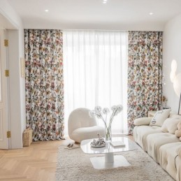 Lehtikuvioiset Verhot...