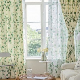 Chevron-Verhot Amerikkalaistyylisillä Lehtikuvioilla