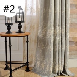 Mittatilaustyönä Tehty Pohjoismainen Kasvibrodeerattu Verho Olohuoneeseen Ja Makuuhuoneeseen