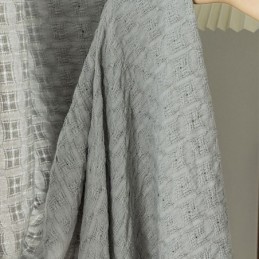 Ruutukuvioinen Tylliverho Mittatilaustyönä, Läpikuultava, Olohuoneeseen