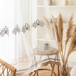 Brodeeratut Läpikuultavat Tylliverhot Elegantit Verhot Olohuoneeseen