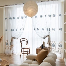 Kukkakuvioinen Ikkunan...