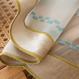 Brodeeratut Läpikuultavat Tylliverhot, Perhosvoilee-Verhot, Mittatilaustyönä Tehdyt Olohuoneen Verhot