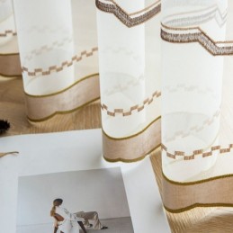 Ylellinen Valkoinen Läpikuultava Verho Mittatilaustyönä, Korkealaatuista Tylliä, Kirjailtu Verho