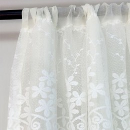 Moderni Kukkakuvioinen Verho Mittatilaustyönä Tehty Tylli-Ikkunaverho Olohuoneeseen Ja Makuuhuoneeseen